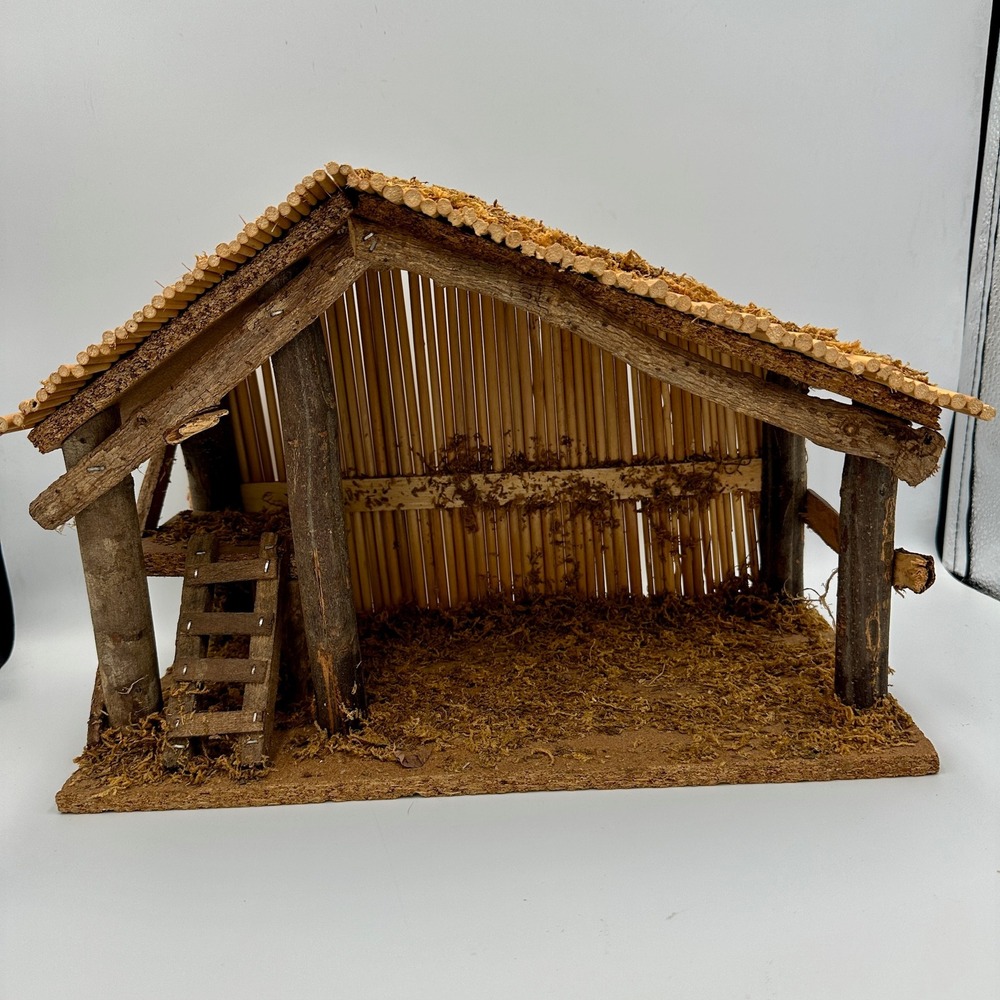 Vintage Rustic Wood Nativity Stable Creche with Moss Roof and Ladder 12.5 Inch